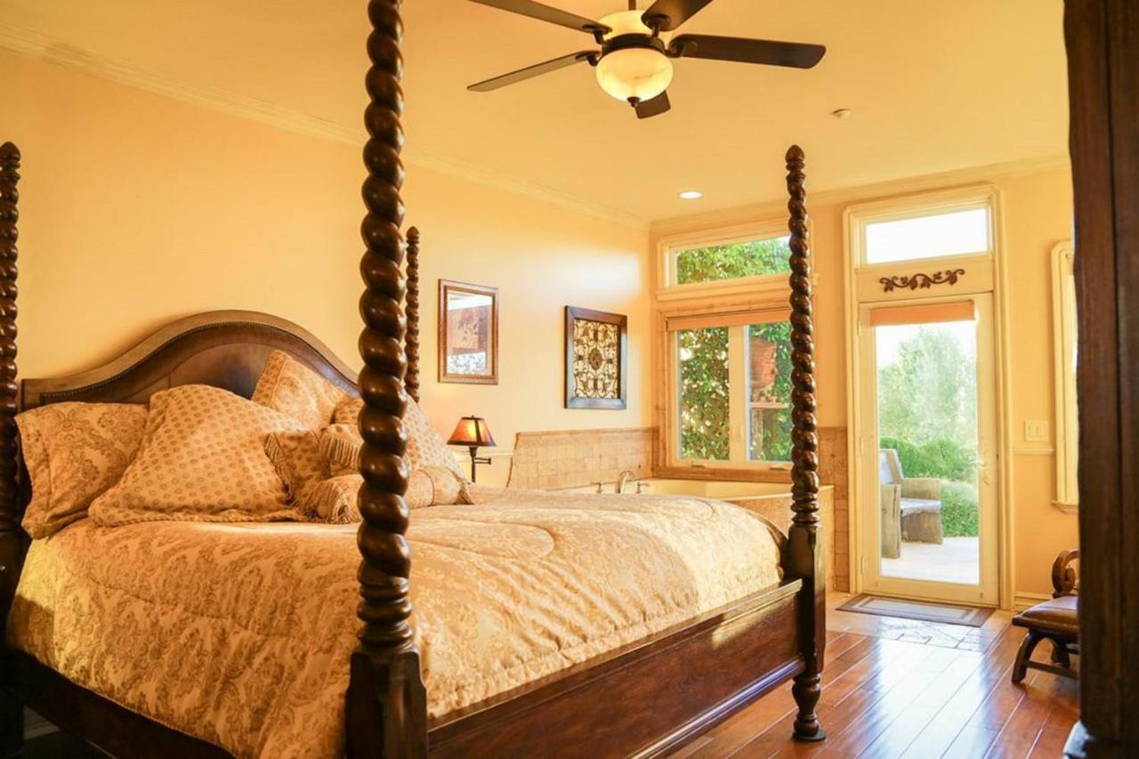 High Ridge Manor Bed & Breakfast Paso Robles Exterior photo