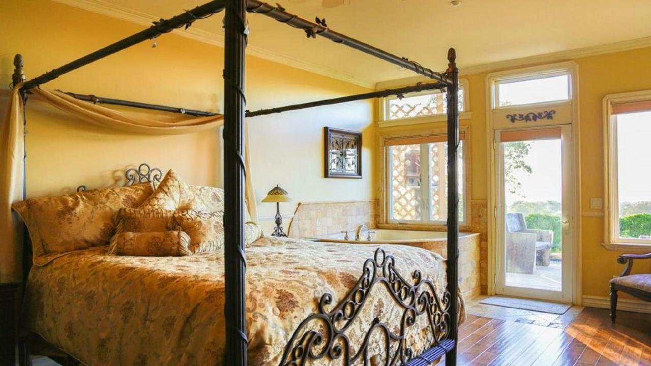 High Ridge Manor Bed & Breakfast Paso Robles Exterior photo